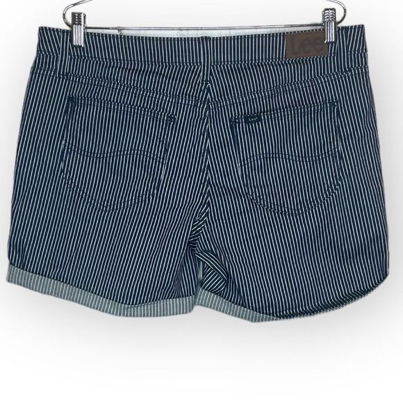 NWT Lee shorts size 16M - Picture 2 of 5